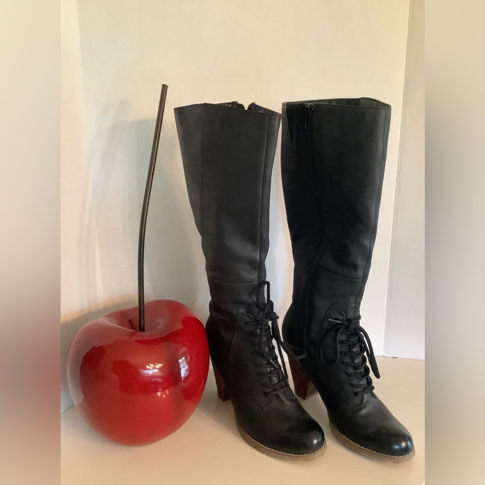 Hush Puppies women’s leather quarter-laced knee-high boots. Black. - Picture 3 of 13